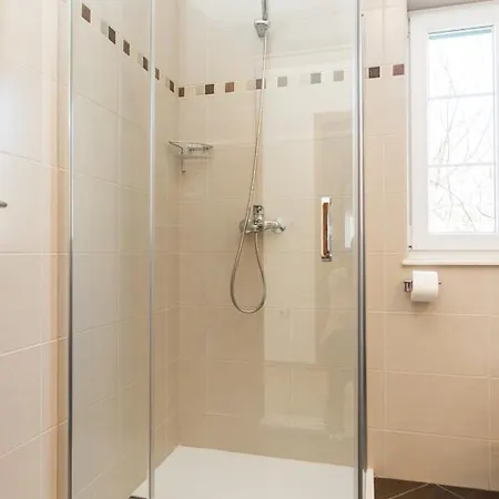In With Balcony, Air Conditioning, Wifi, Washing Machine Skradin